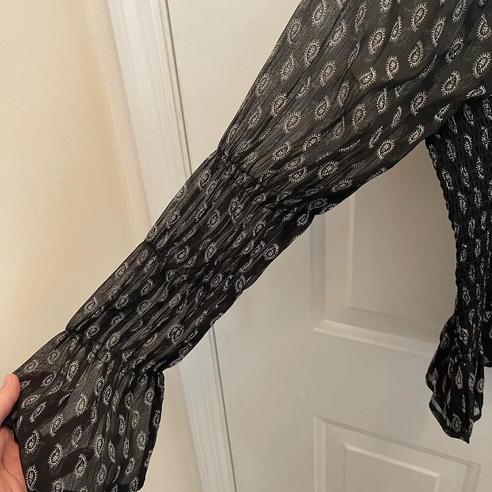 Patrons of Peace Womens L Cropped Black Paisley Smocked‎ Sheer Puff Long Sleeve - Picture 4 of 9